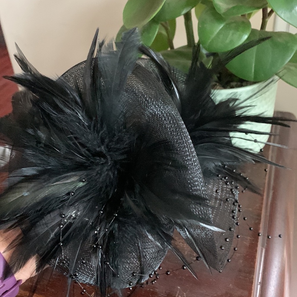 Something Special Hair Accessory hat - Picture 3 of 10